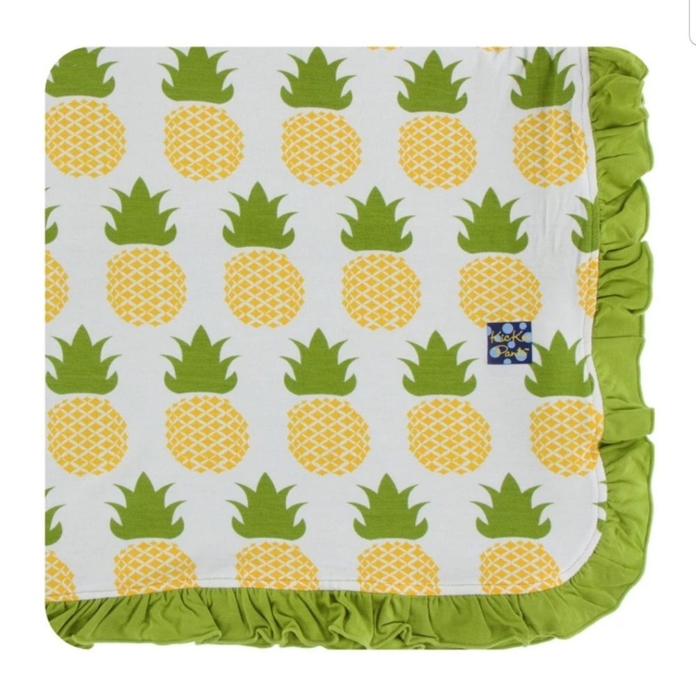 Pineapple ruffle toddler Blanket